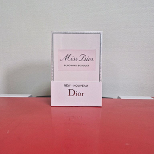 미스디올 블루밍부케 100ML 이미지