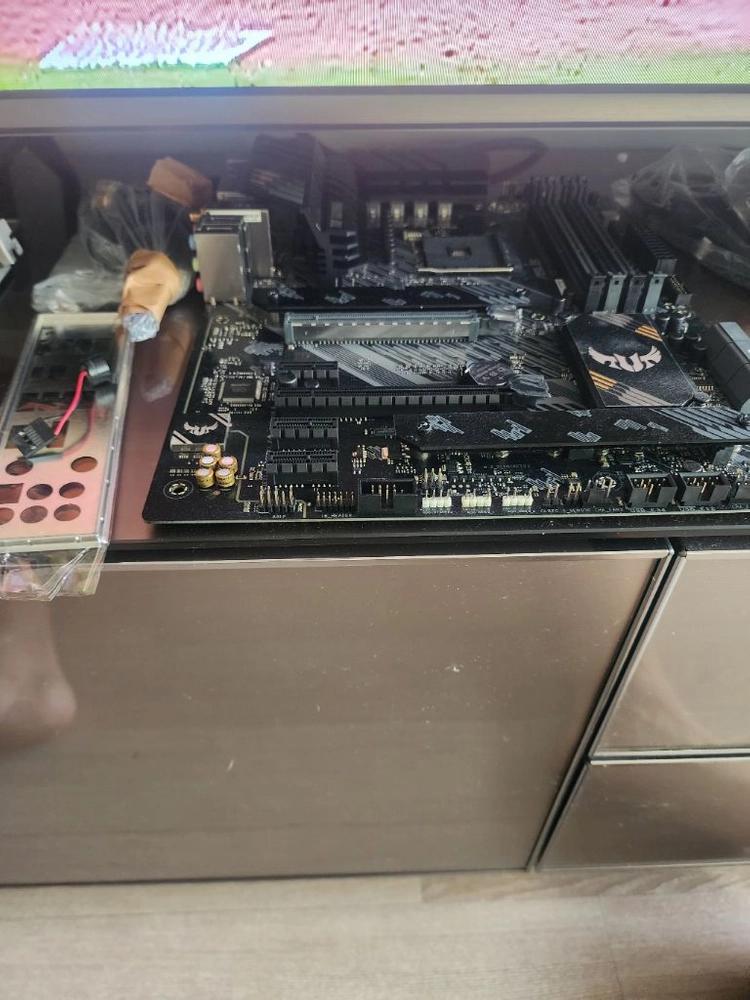 b550 wifi 메인보드, amd 3600 cpu 이미지