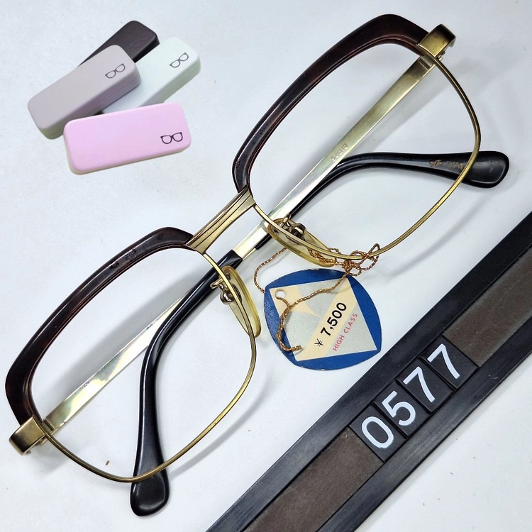 VOC 574 안경테 54mm 하금테 골드 스퀘어 일본 빈티지 데드스톡 사바에 레트로 클래식 앤틱 복고 아메카지 이미지