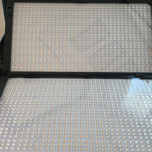 nanlite Pavoslim 240c패널라이트 이미지