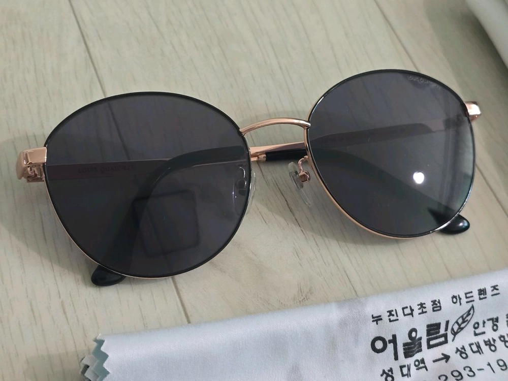 루이까토즈 썬글라스 이미지