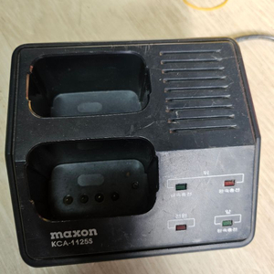 Maxon KCA-1125S 무전기용 배터리 충전기 이미지