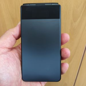 에이루트 폴더 A1 Pro (Folder A1 Pro / 모델명: AM-F2000N) 판매합니다. 이미지