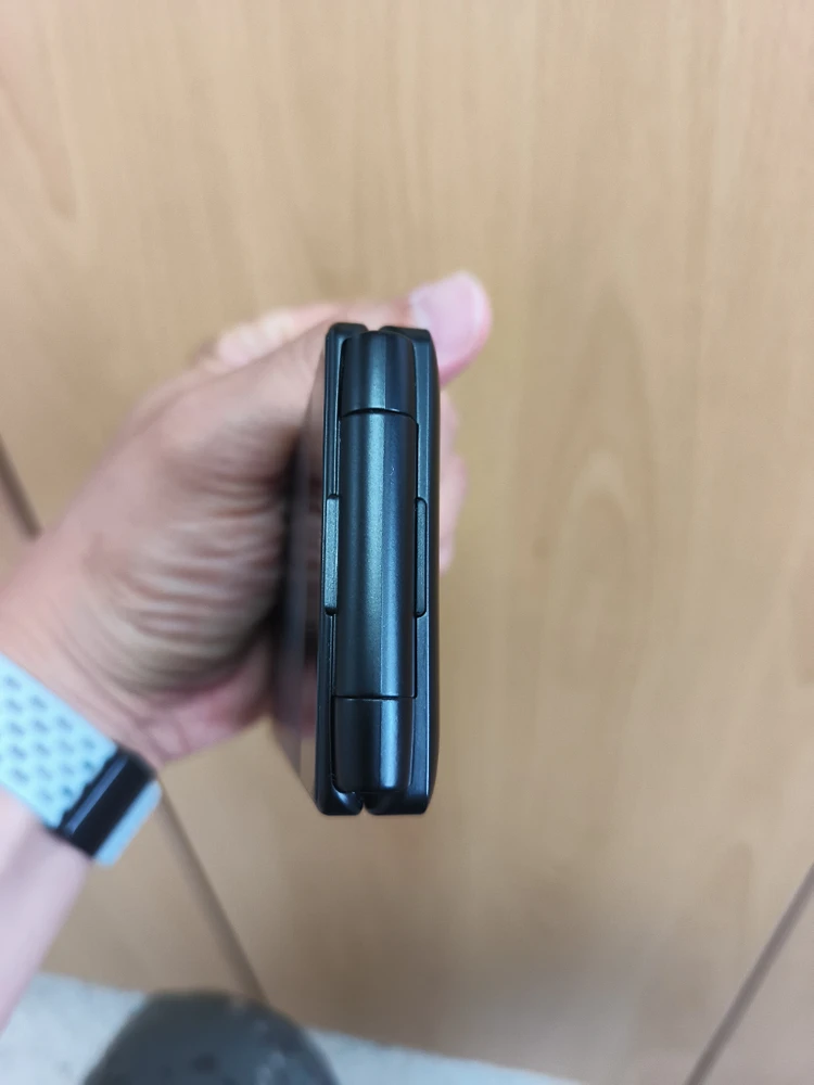 에이루트 폴더 A1 Pro (Folder A1 Pro / 모델명: AM-F2000N) 판매합니다. 이미지