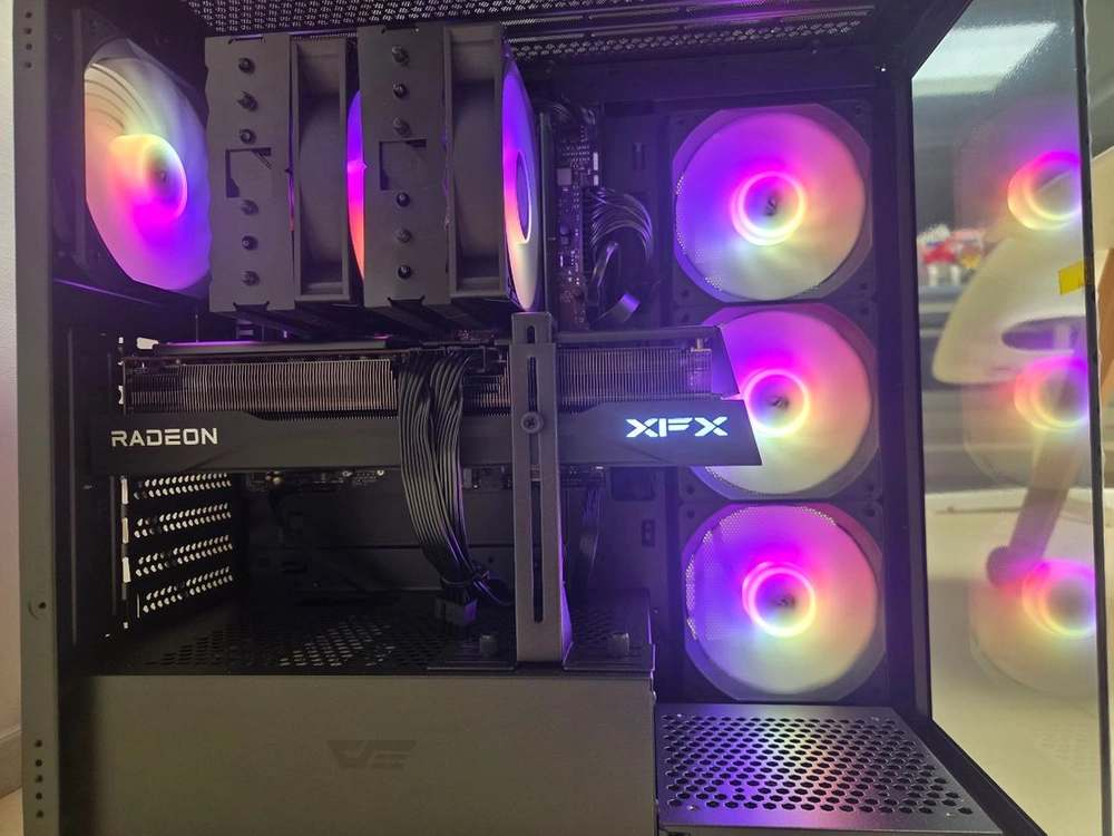 9800x3d, rx 9070xt 고사양 본체 이미지