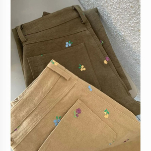(새상품) 아이링마켓 플라워 자수 베이지 카펜터팬츠 m사이즈 이미지