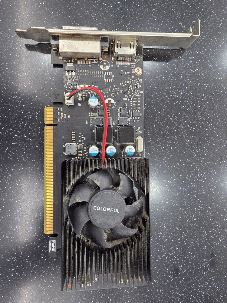 GTX 1030 그래픽카드 수량 있음 이미지