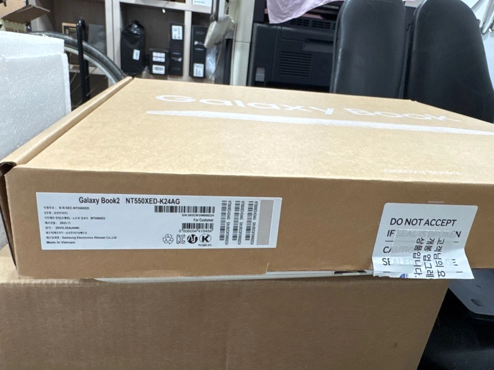 삼성 NT550XED-K24AG 이미지
