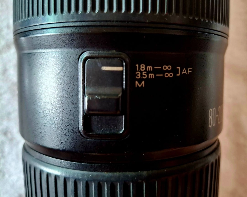 EF 80-200mm F2.8 망원렌즈 이미지