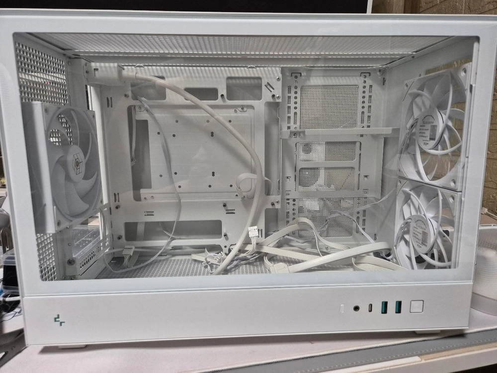 deepcool ch260 케이스 팝니다 이미지
