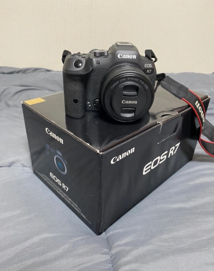 캐논EOS R7 +RF 50mm F1.8 STM 렌즈 판매합니다 - 안심되는 중고거래