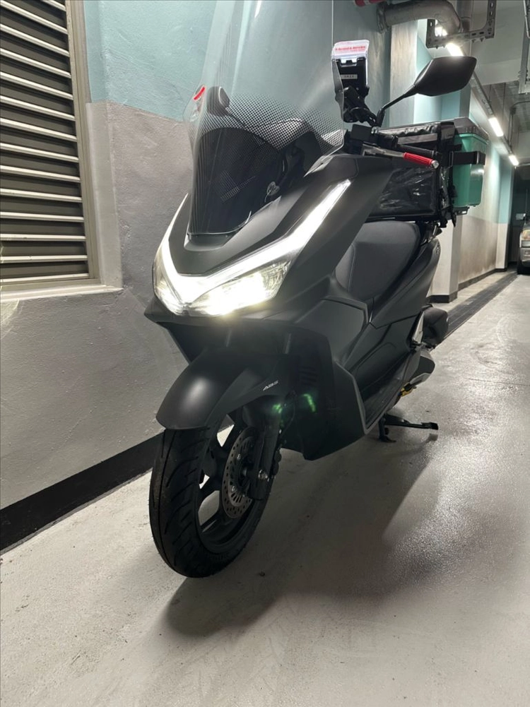 125cc 스쿠터 이미지