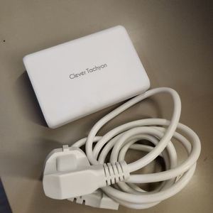 클레버 타키온 100W PD 접지 C타입 초고속 멀티 충전기 GM100 싸게 팝니다. 이미지