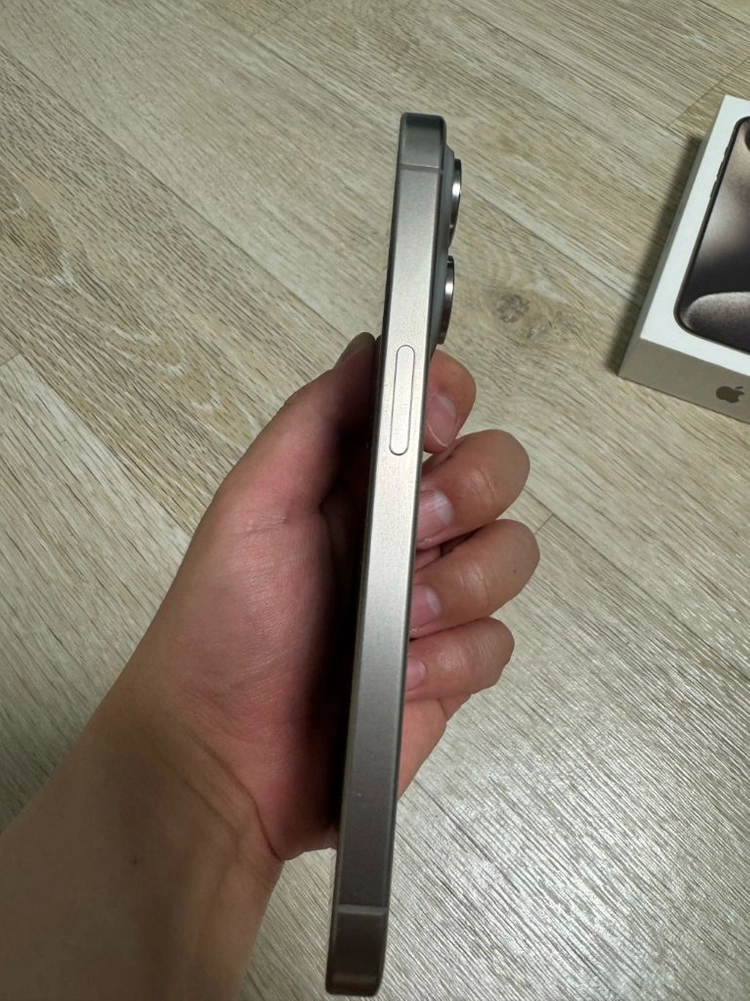 S급 아이폰15프로 256G 블랙티타늄 이미지