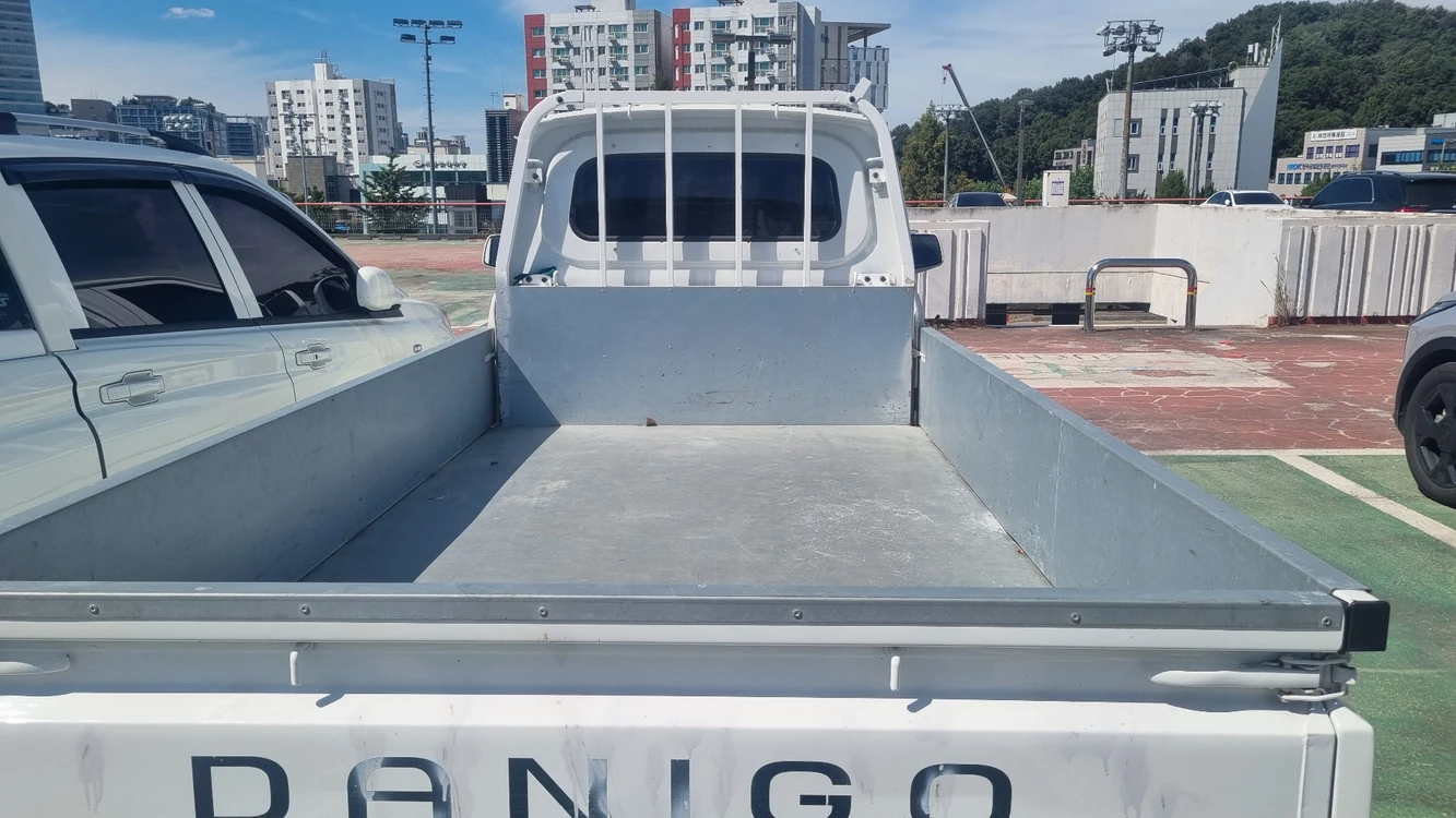 다니고 카고 전기 화물차 이미지