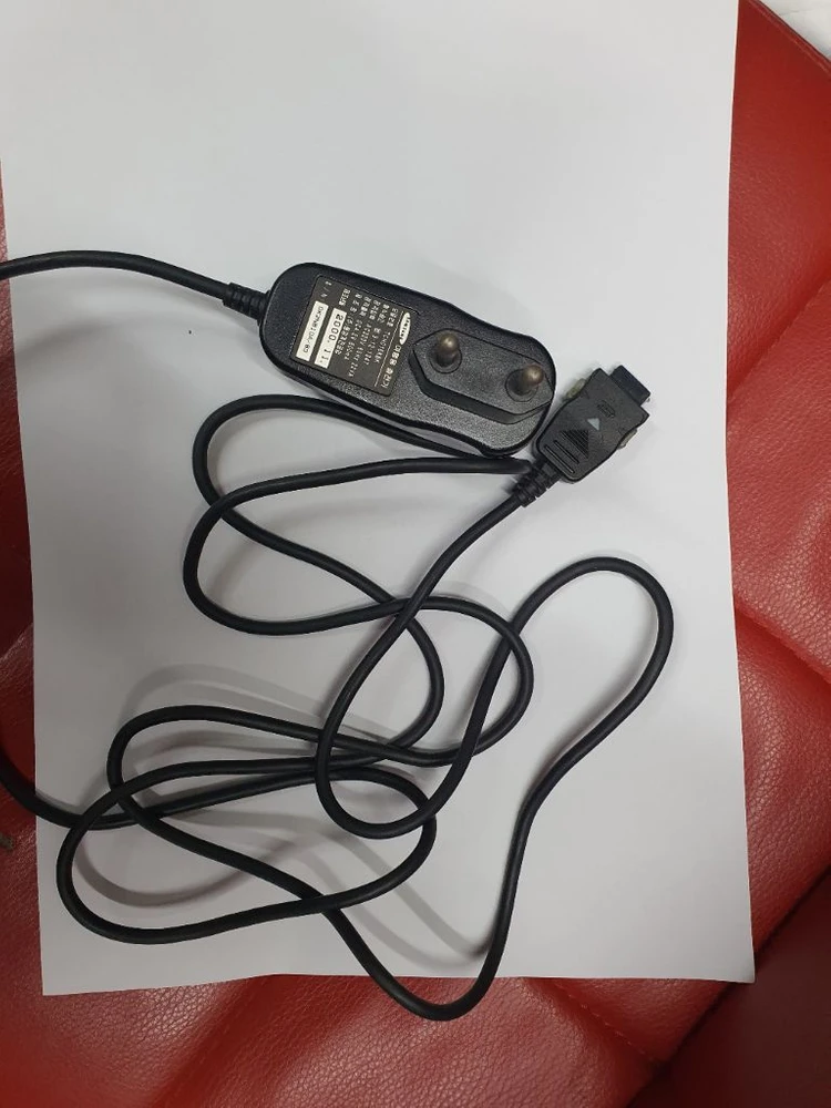 삼성 18핀 충전기 정품 이미지