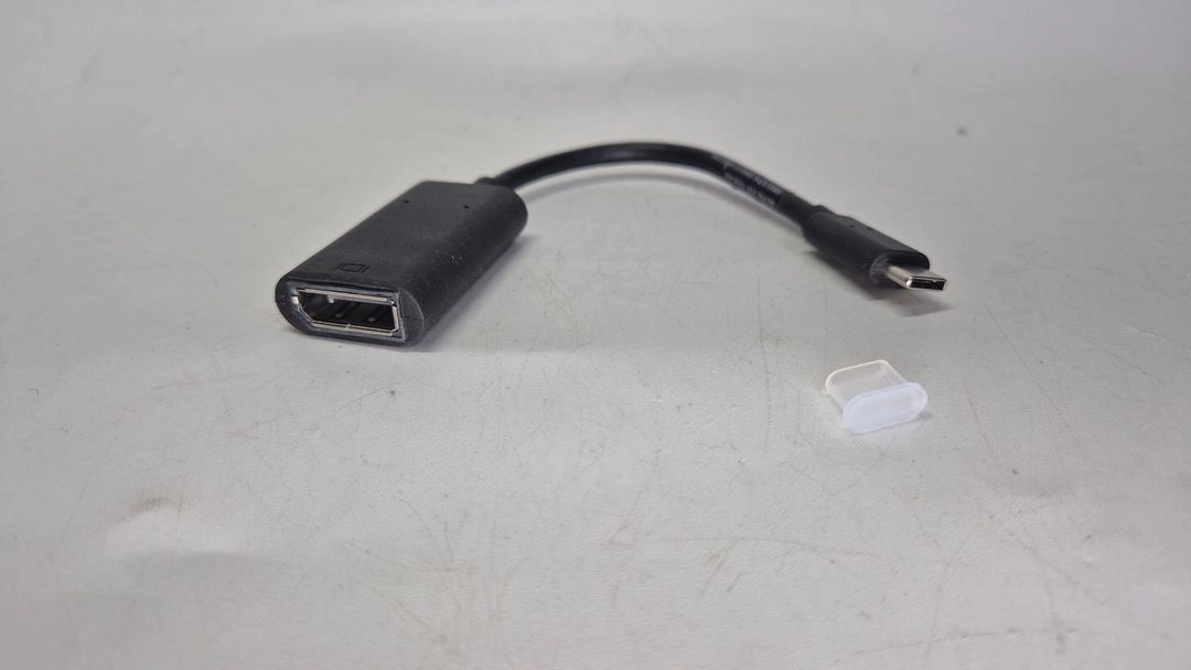 USB-C to DisplayPort 젠더 이미지