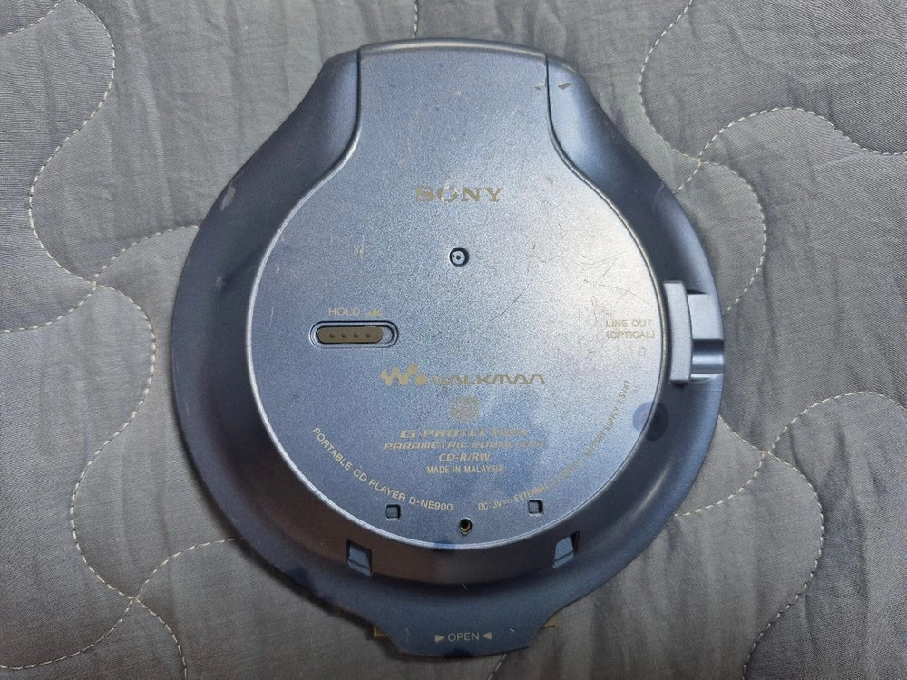 SONY D-NE900 BLUE색상 정상작동품 판매합니다. 이미지