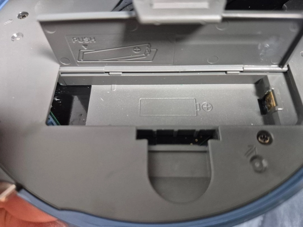 SONY D-NE900 BLUE색상 정상작동품 판매합니다. 이미지