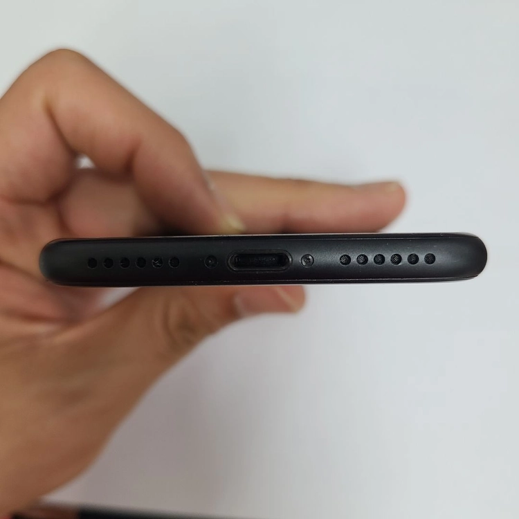 아이폰7 32GB 매트블랙 (카메라무음) A급 배터리90% 201860 이미지