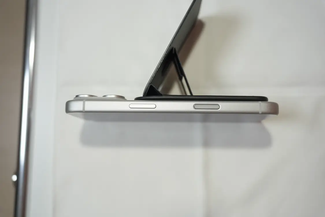 아이폰17 프로 256GB 실버 자급제 신품 이미지