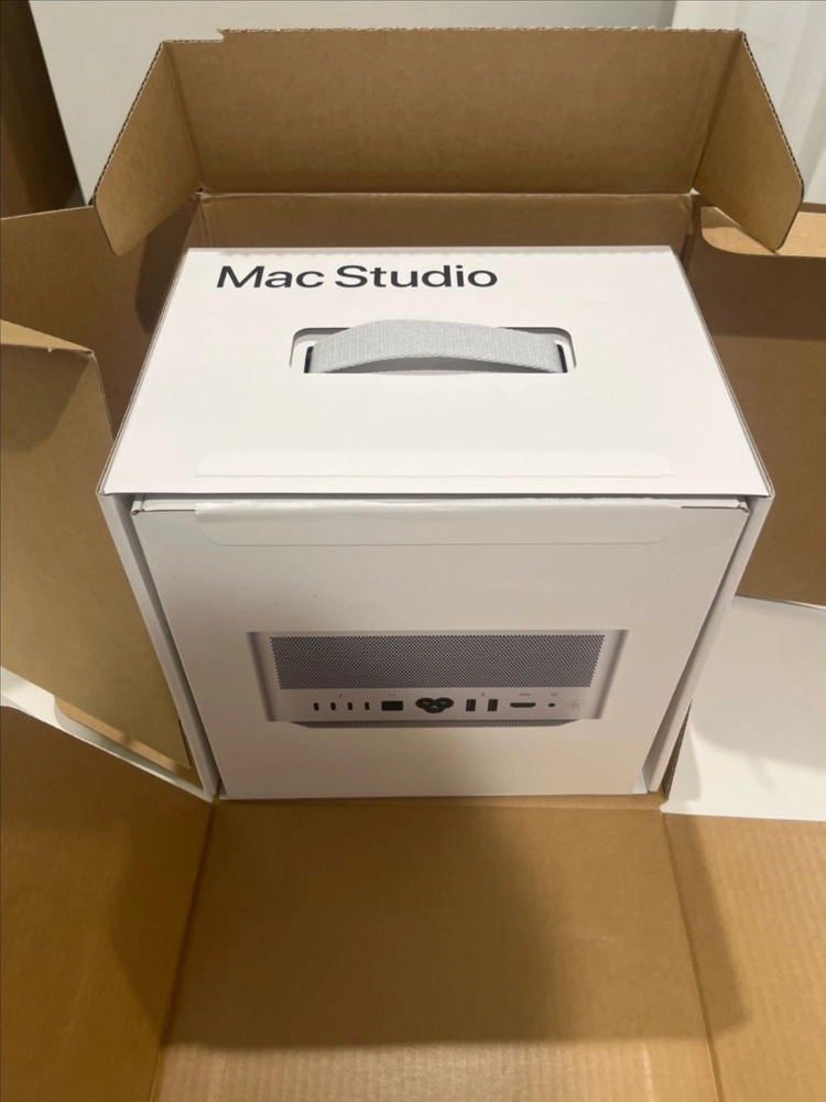 [미사용]맥스튜디오 M4 Max 64GB 1TB 이미지
