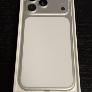 [사이클 0, 신품급] 아이폰 17 Pro Max, 실버, 1TB 이미지