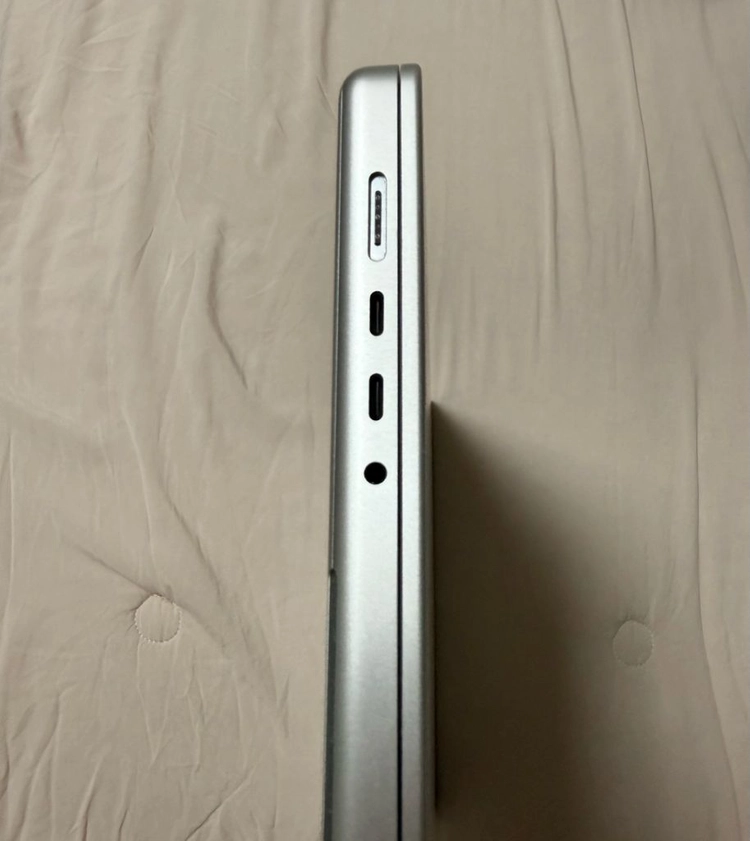 맥북프로 16인치 m1pro 이미지