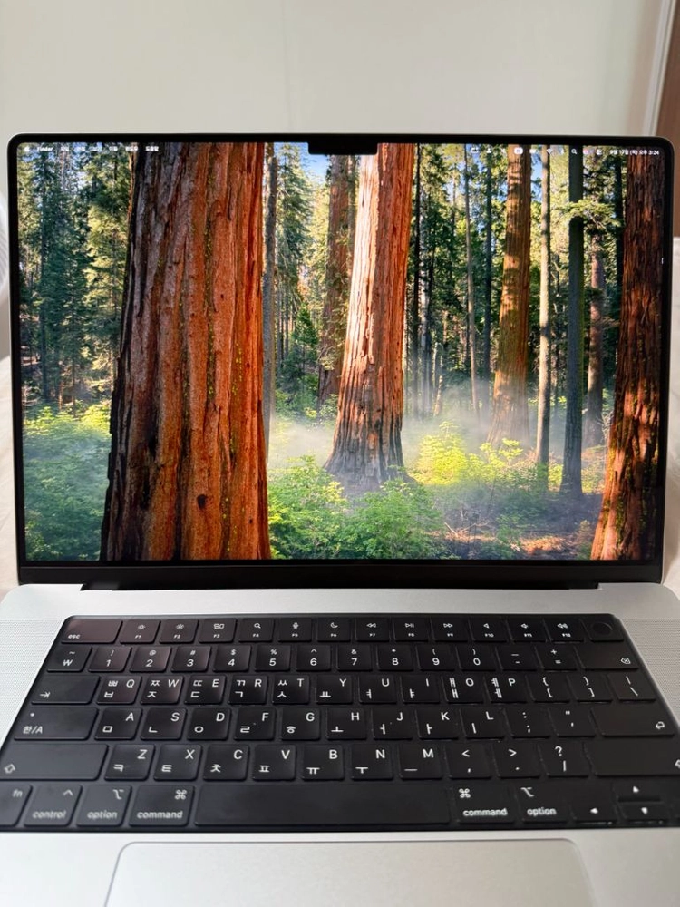 맥북프로 16인치 m1pro 이미지