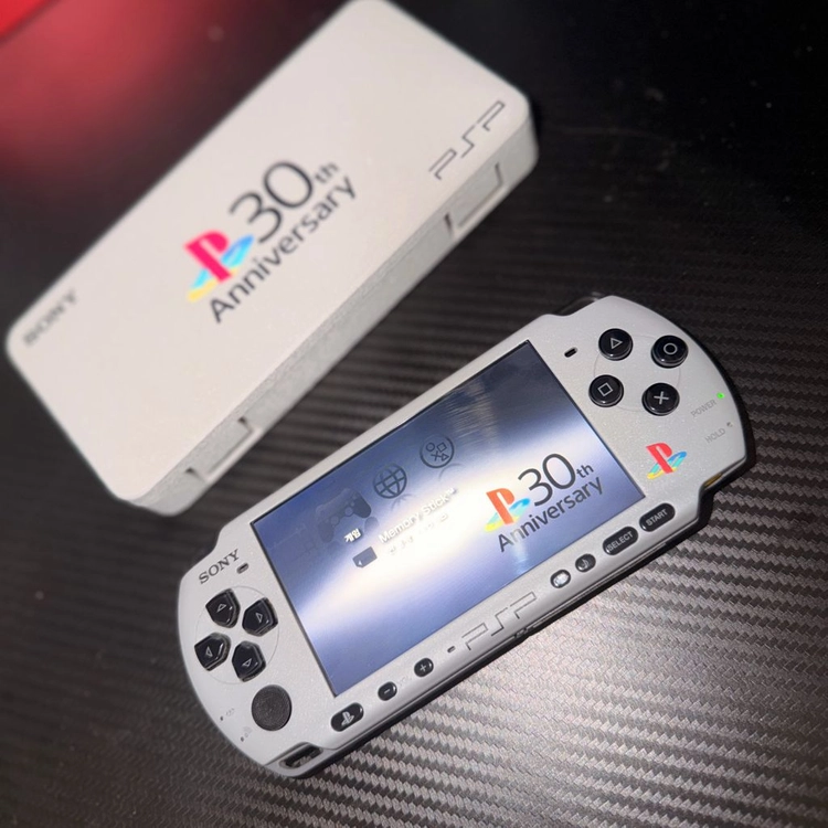 PSP3000 30주년 기념판 C타입 IPS 128GB 이미지