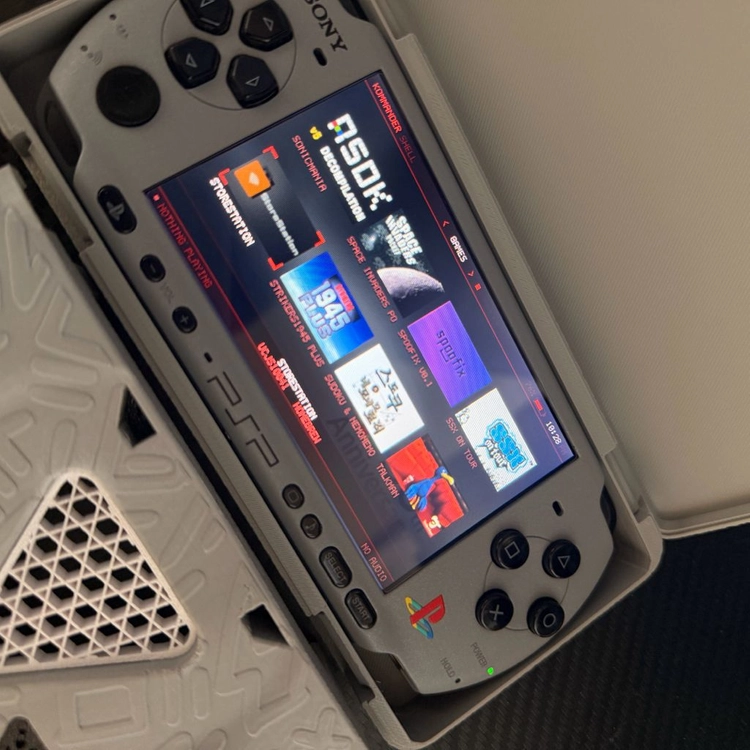 PSP3000 30주년 기념판 C타입 IPS 128GB 이미지