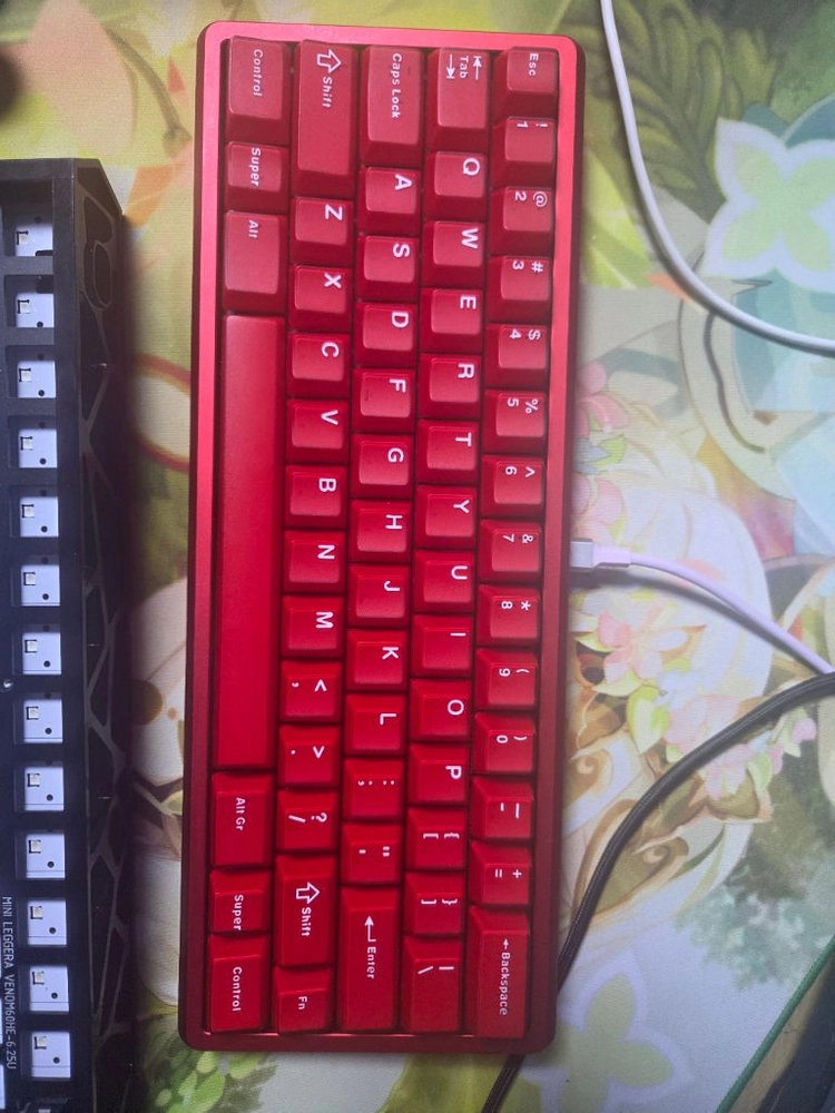 베놈60he rgb 7u - 안심되는 중고거래