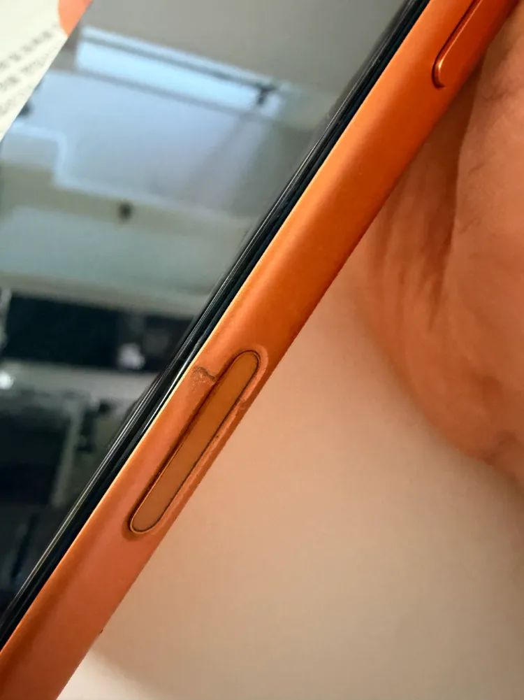 아이폰 17pro 오렌지 256기가 이미지