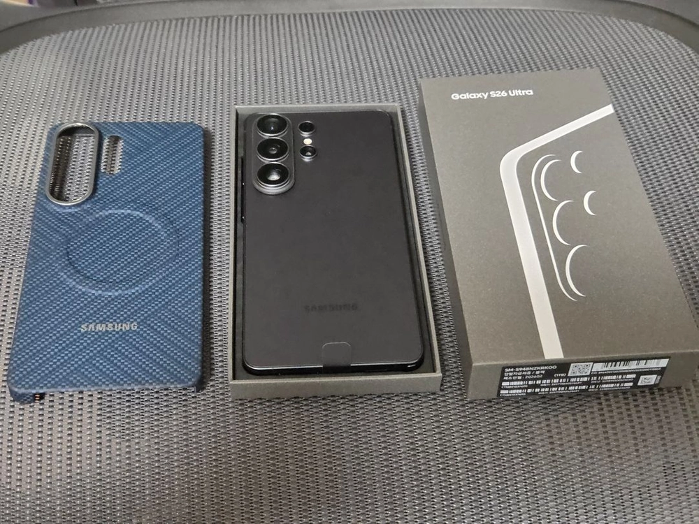 새상품급 갤럭시S26 울트라 1TB 블랙 자급제 이미지