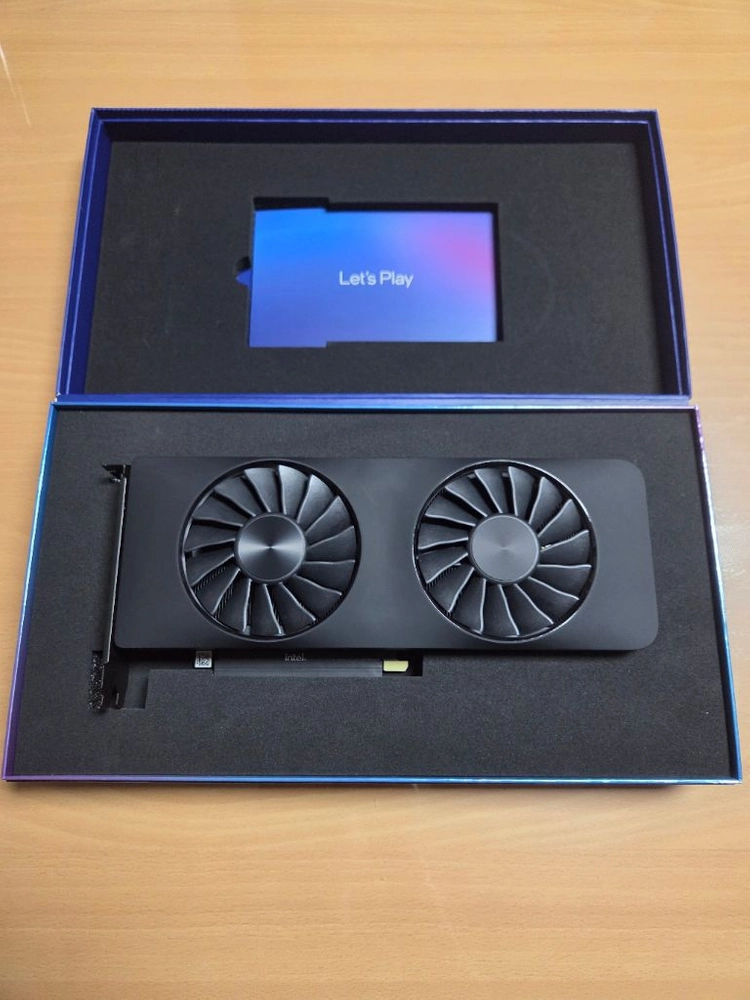 인텔 ARC A770 28년 4월까지 보증 남음 이미지