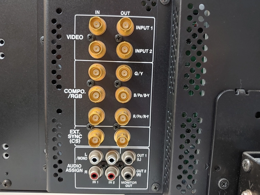 JVC 방송용 멀티포맷 LCD 모니터 DT-V24L3D 모니터 이미지