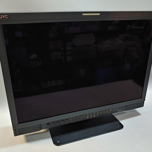 JVC 방송용 멀티포맷 LCD 모니터 DT-V24L3D 모니터 이미지