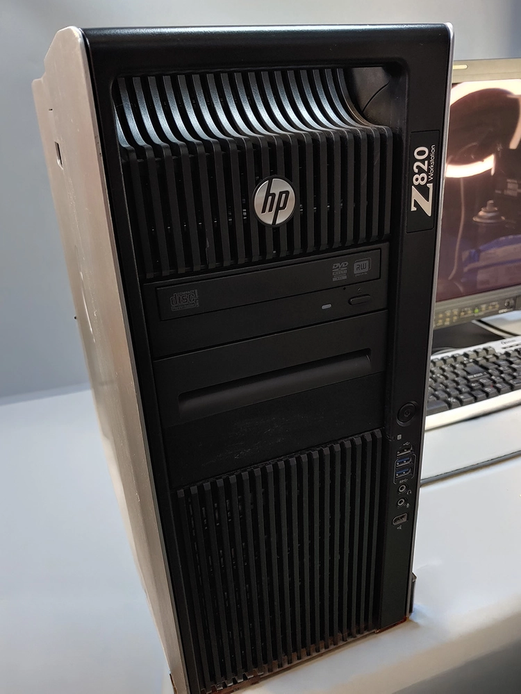 HP Z820 A형 듀얼 제온 E5-2690 램 48GB GTX 1080Ti SSD 1TB HDD 4TB - 안심되는 중고거래