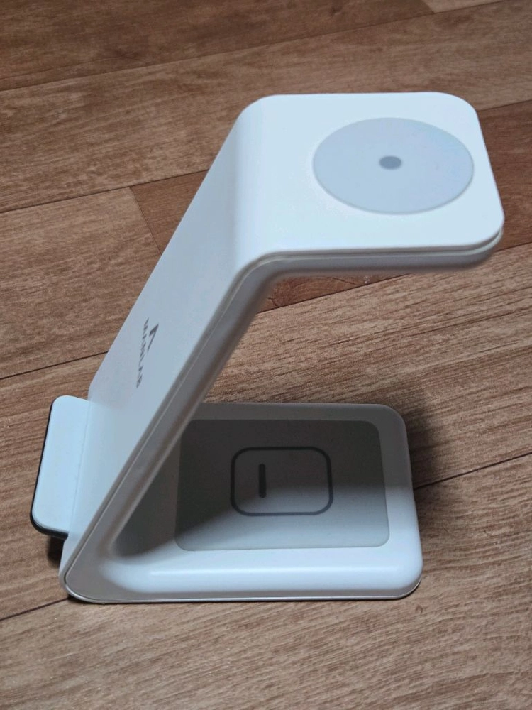 3in1 무선 충전 거치대 이미지