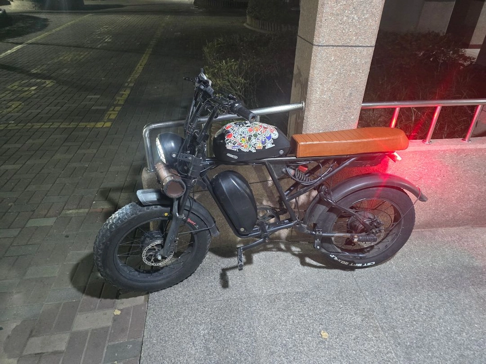 KSD-RX7 자토바이 전기 자전거 스쿠터 오토바이 듀얼모터 1800w 배터리 48v 25ah 2개 - 안심되는 중고거래