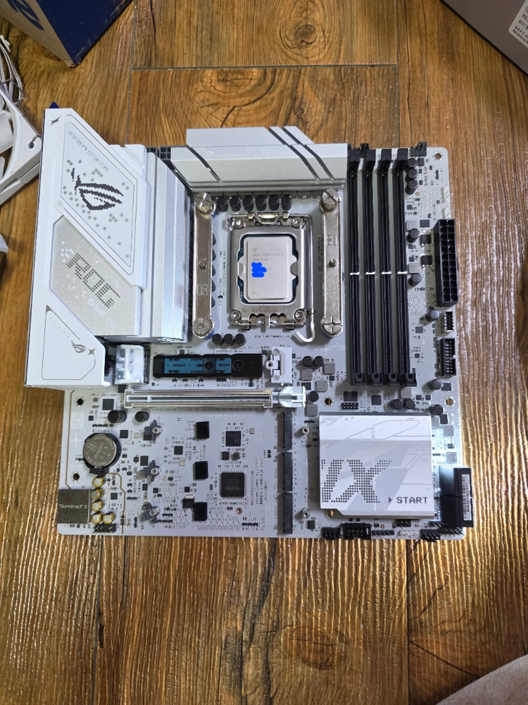 인텔 250k plus + asus b860-g 팝니다 이미지