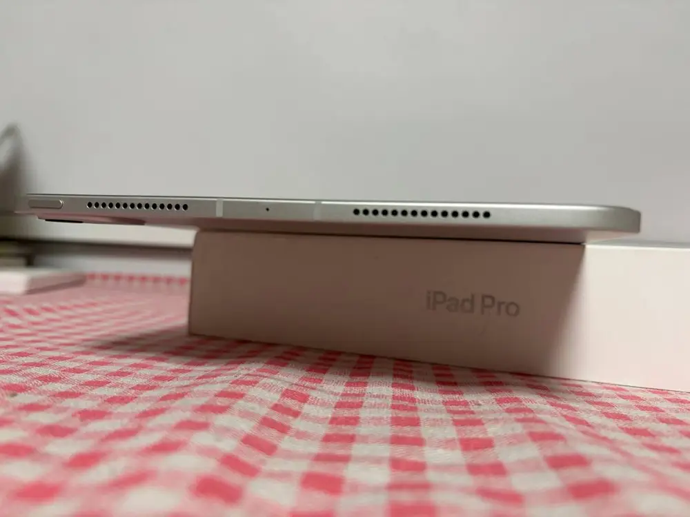 (S급) 아이패드 프로 11형 M4 셀룰러 256GB 실버 배터리 100% 이미지