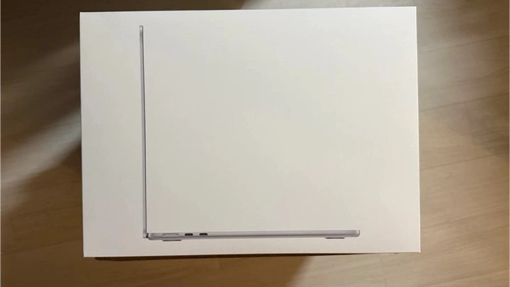 (미개봉) 맥북에어 13인치 실버 M5 16GB 512GB - 안심되는 중고거래