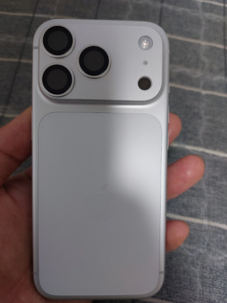 아이폰 17pro 256GB 실버 이미지