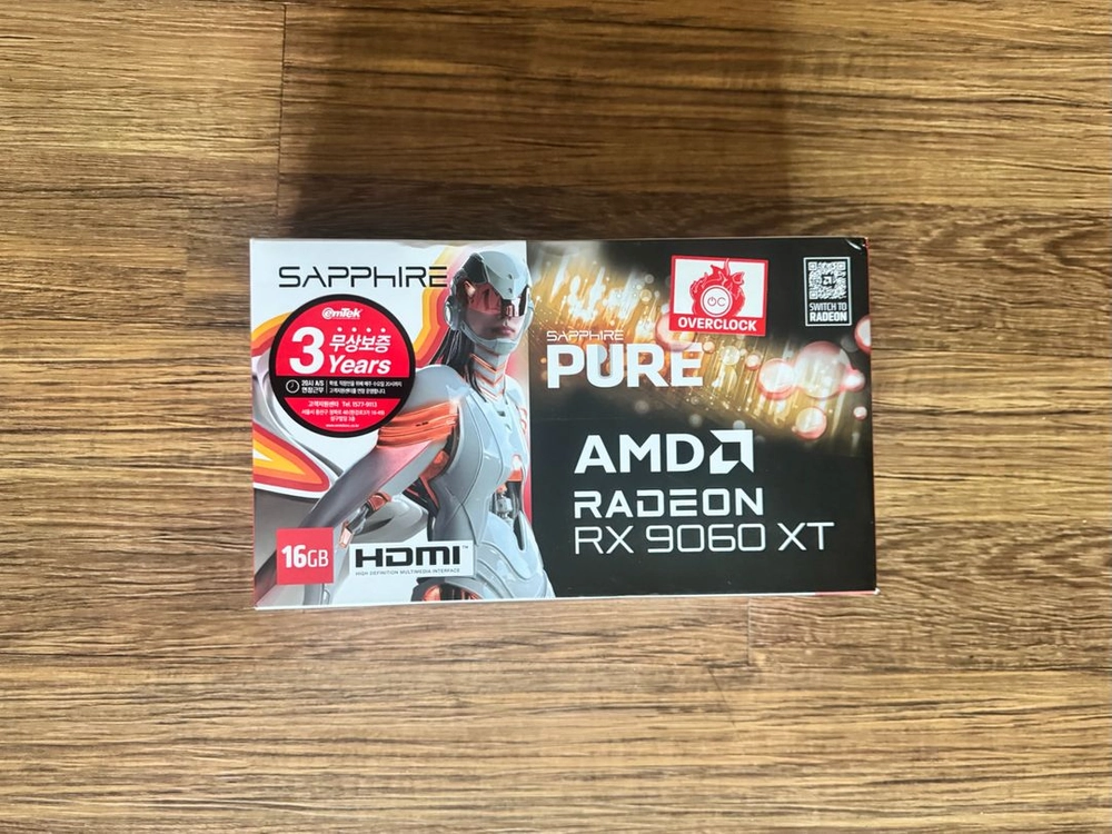 9060XT 16GB 그래픽카드 여러개(미개봉) 이미지