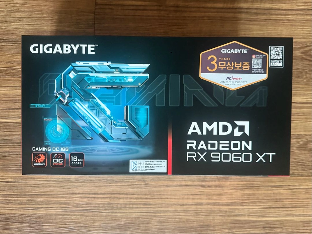 9060XT 16GB 그래픽카드 여러개(미개봉) 이미지