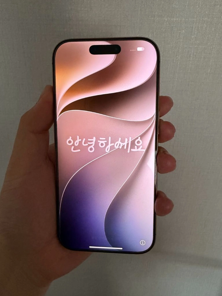 아이폰 16 Pro 256GB 데저트 티타늄 이미지