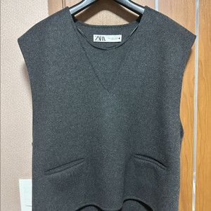 자라 ZARA 그레이 V넥 포켓 조끼 L 이미지