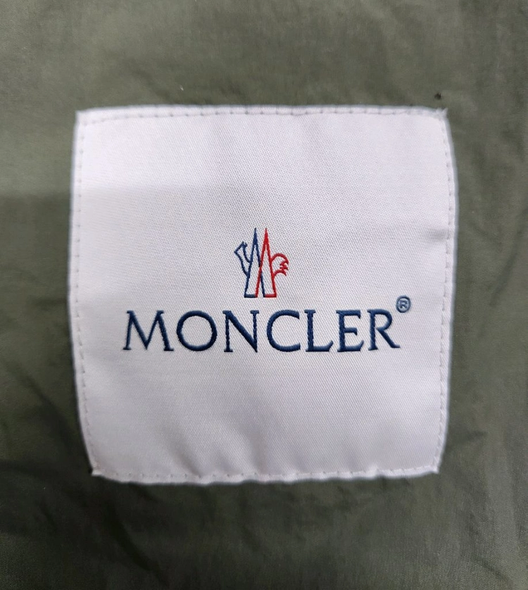 [이태리 미사용 새상품 여성 0] 몽클레어 후드 롱 바람막이 루이비통 샤넬 구찌 펜디 프라다 디올 버버리 톰브라운 이미지