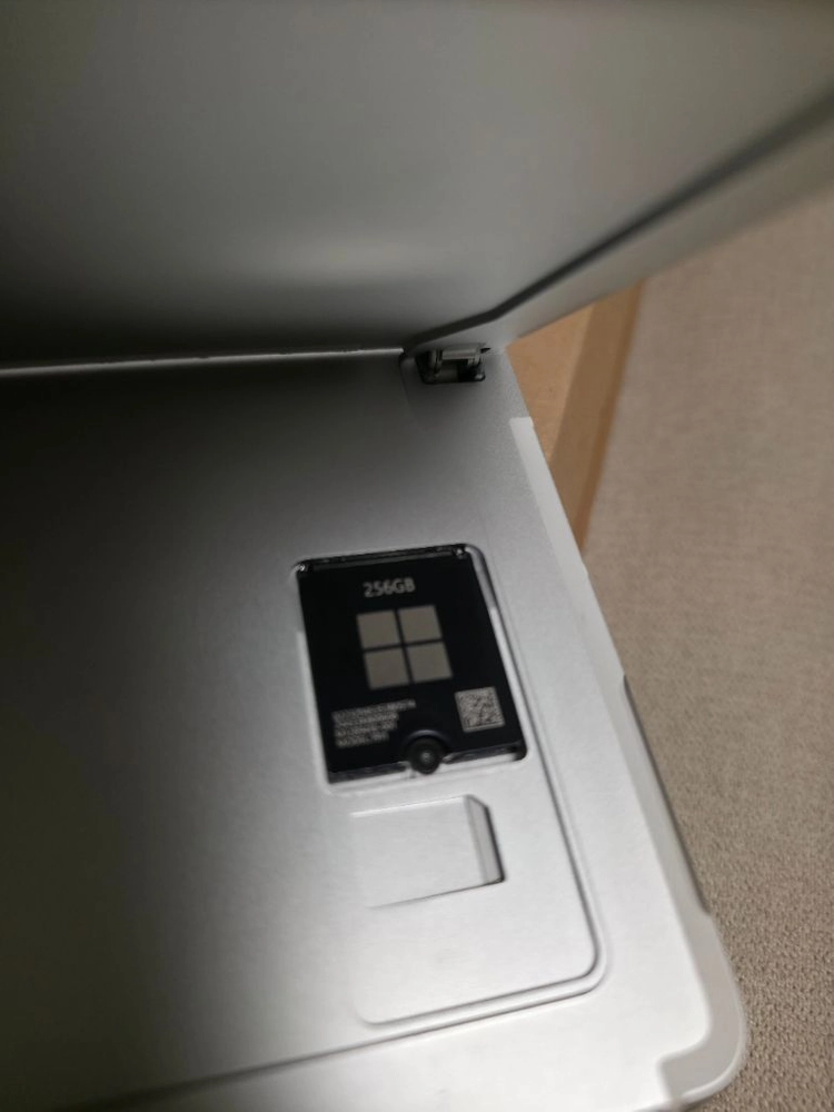 Microsoft Surface Pro 10 비즈니스 5G 이미지